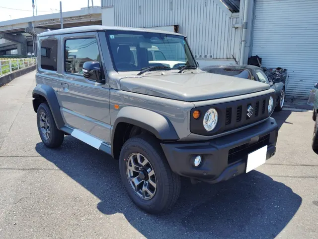 ジムニーシエラ（JB74W）スロットルコントローラー装着