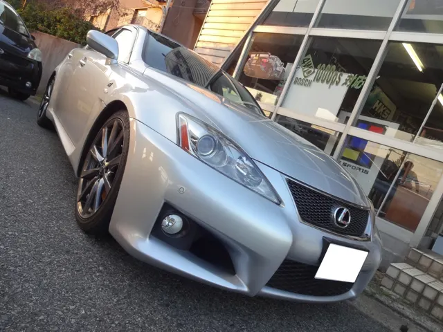 IS-F マフラー装着