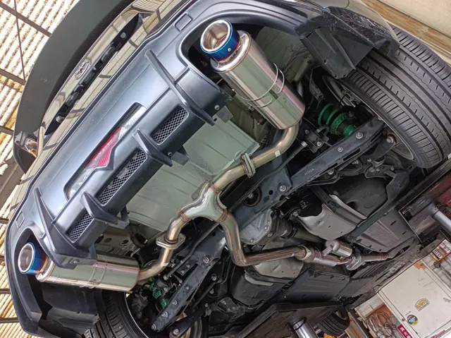 86(ZN6) マフラー装着