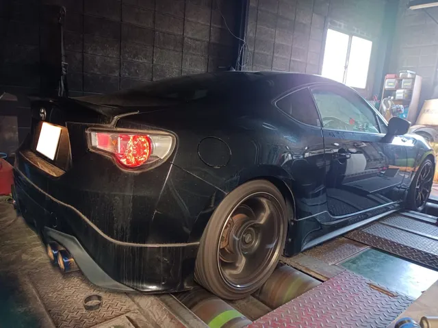 86(ZN6) スーパーチャージャー装着